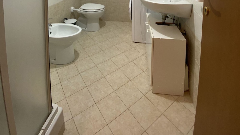 Two-room Apartment Sleeps 4 IN THE LA Piana Area-rif Mazze
