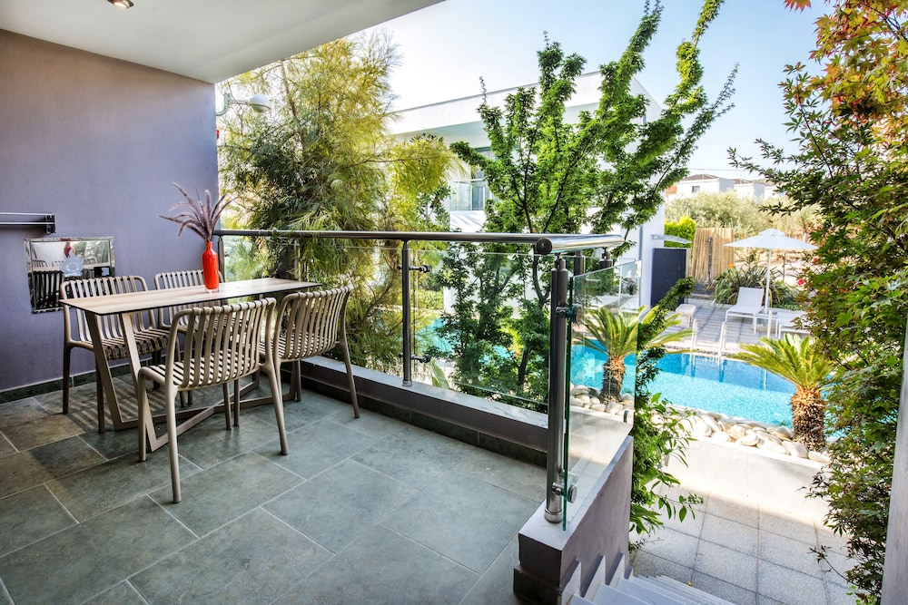 Village Esperia photo 2