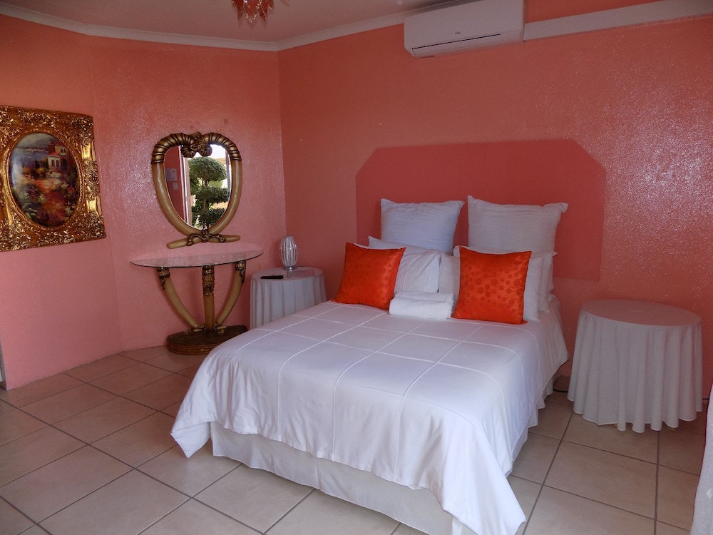 Joezebel Guest House