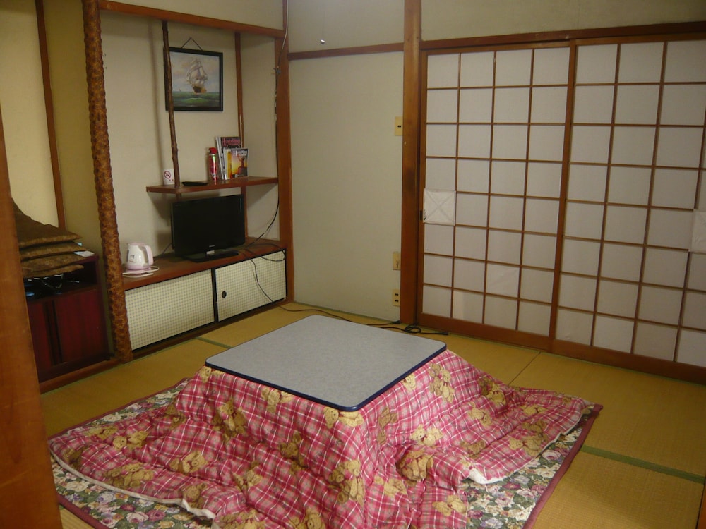Youth Hostel Wanihama Seinen Kaikan view 4