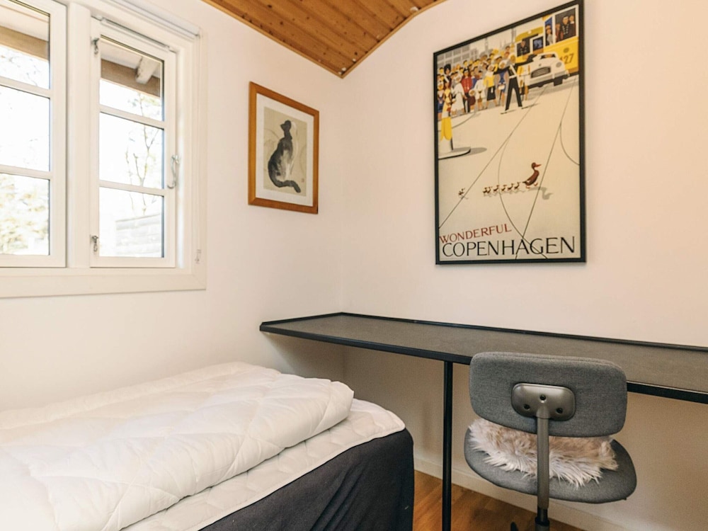 6 Person Holiday Home in Rodby
