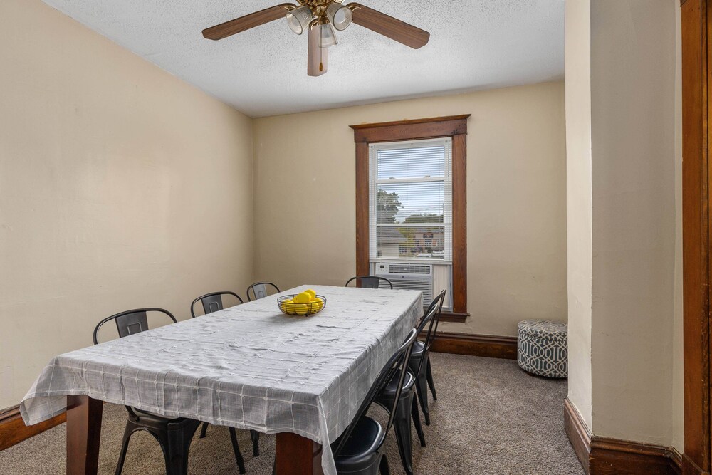 HIstoric 4 BR Near Fulton St