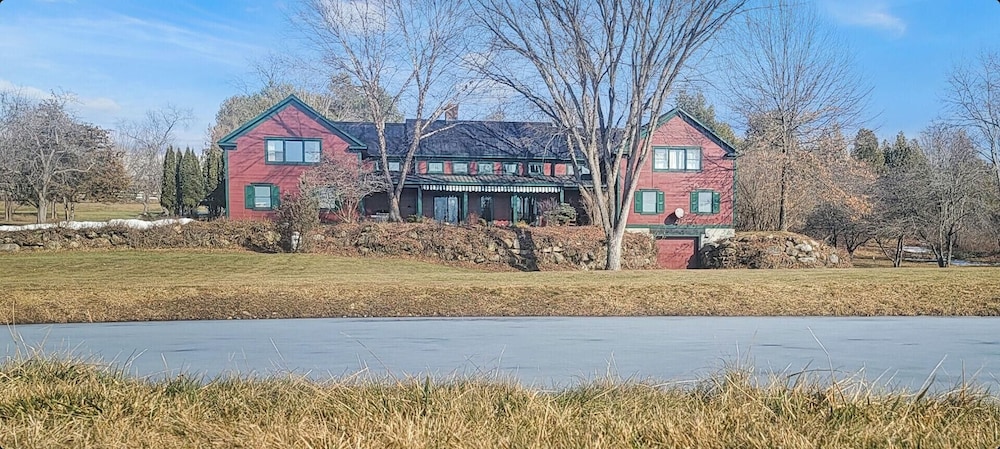Old Orchard House