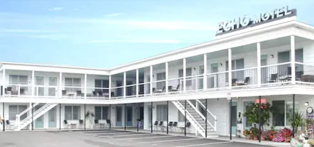 Echo Motel & Oceanfront Properties