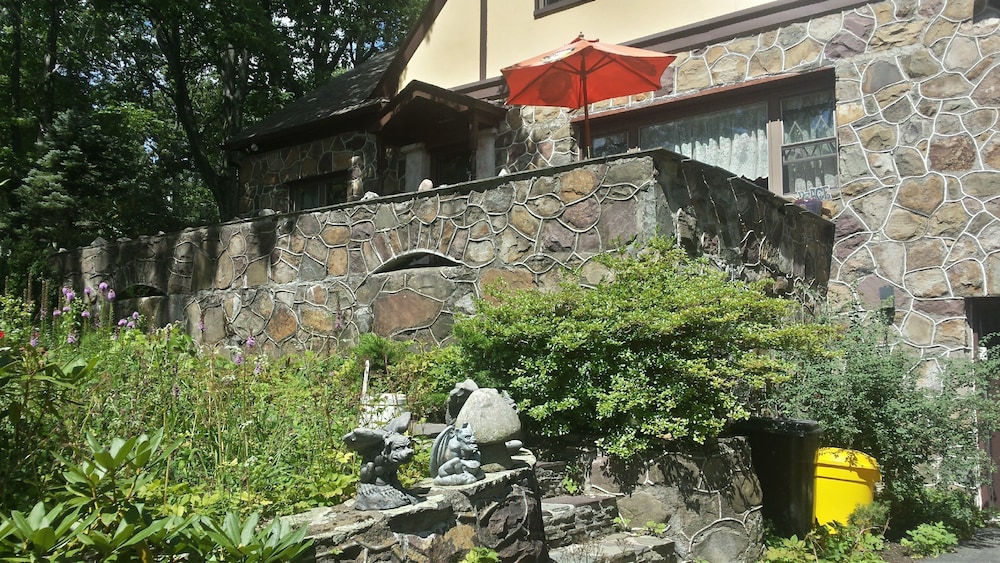 Maurrocks Bed & Breakfast