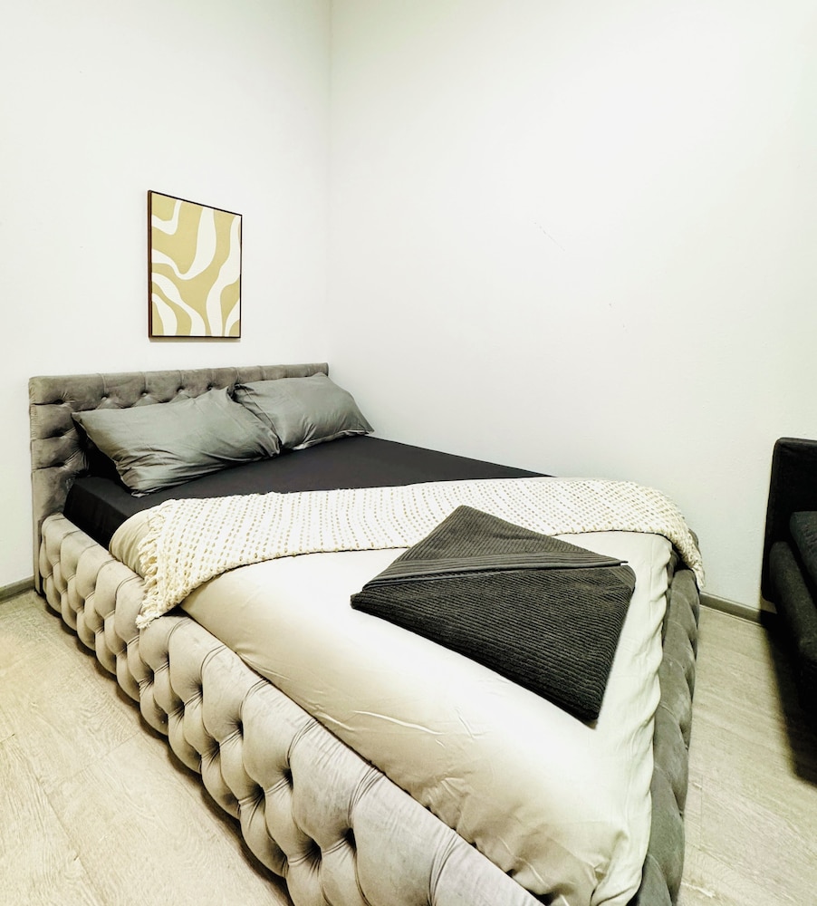 Affordable Studio Apt Near Ottakring