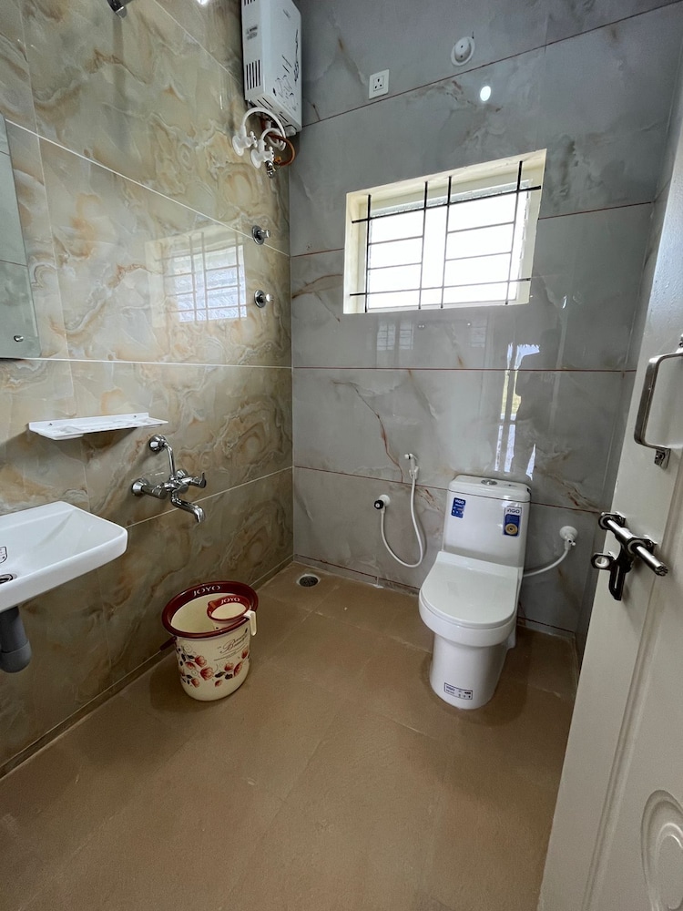 Sriram Guest House