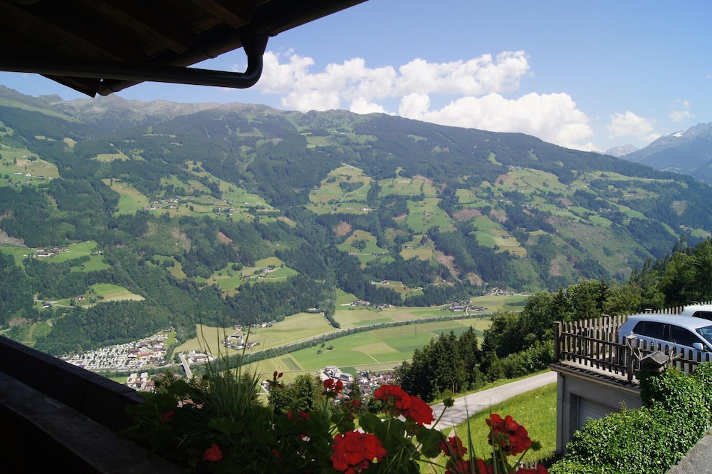 Holiday Apartment Near ski Area