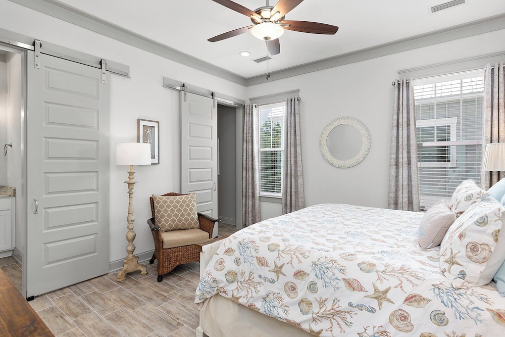 Endless Summer by Southern Vacation Rentals