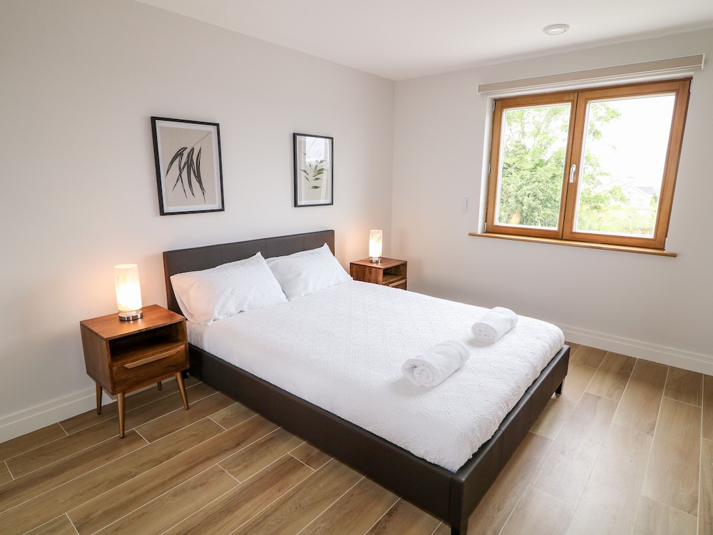 Traeannagh Bay House