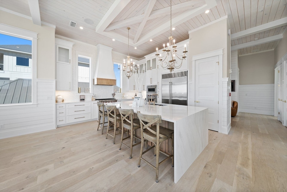 Pink Tequila Sunrise 7 Bedroom Home
