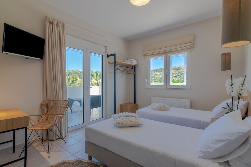 Kipo Paradiso Spa Yoga & Gym resort Villa