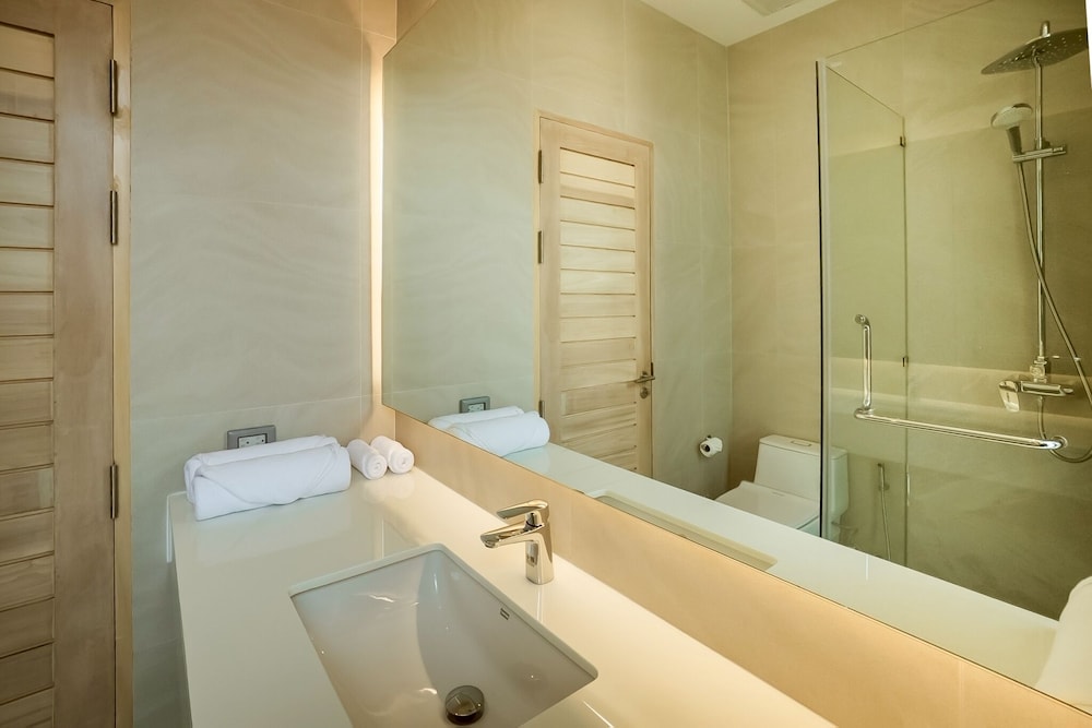 Akal Pool Villa 3BR near Laguna, Bangtao & Beach