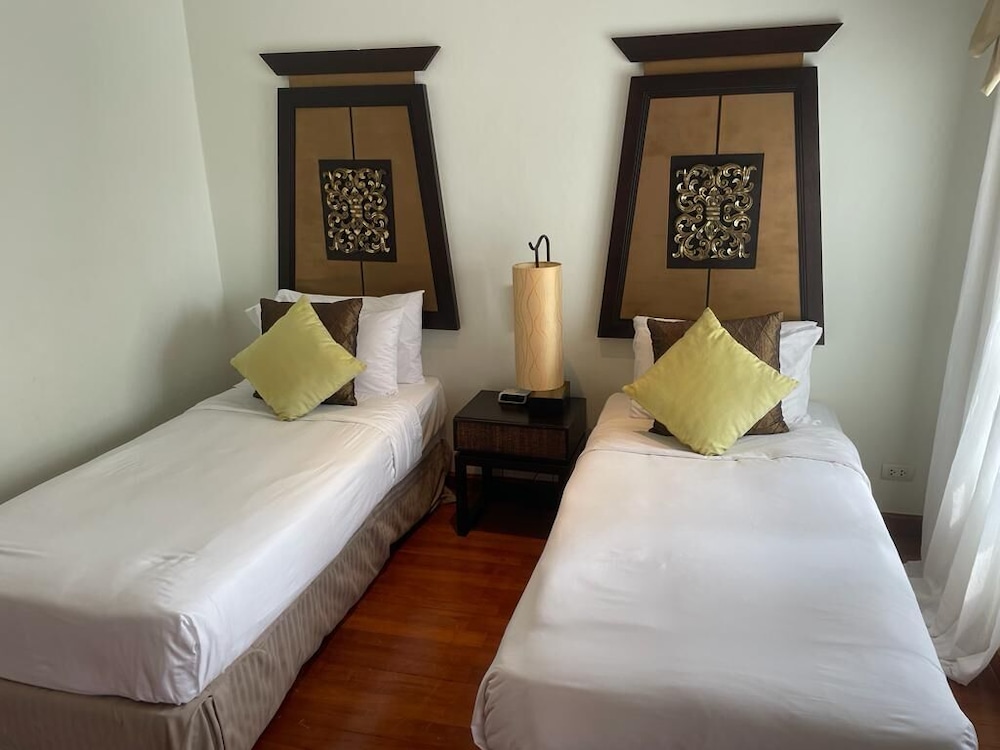Beautiful 3-bed Villa in Cherngtalay, Thalang
