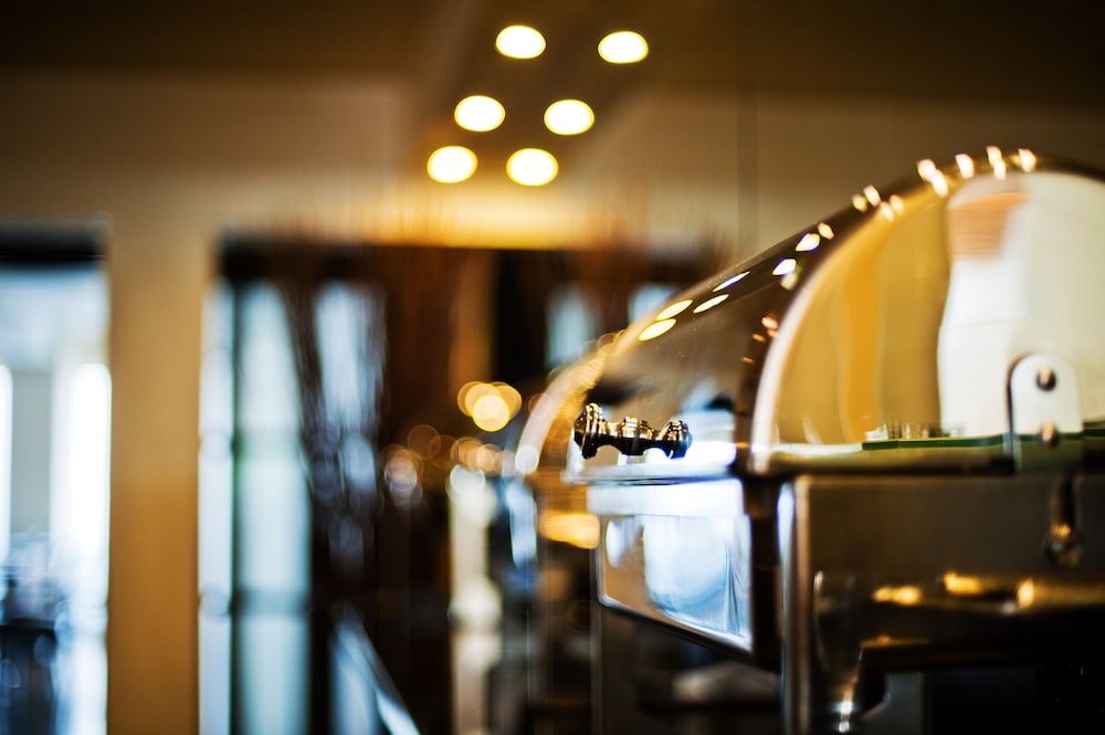 Frankfurt Vacations - Bristol Hotel Frankfurt - Property Image 4