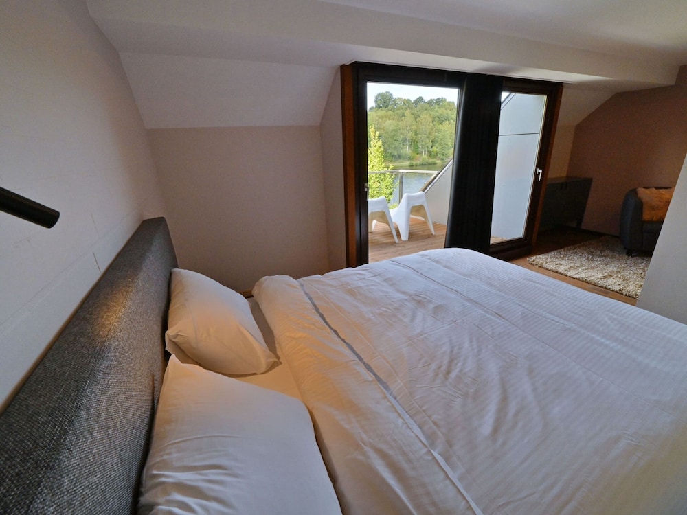 Comfortable, Renovated House With a Microwave, Near Vielsalm