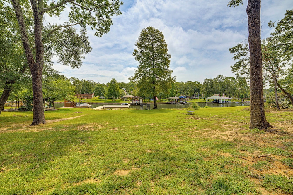 Private Dock: Waterfront Cedar Creek Lake Home