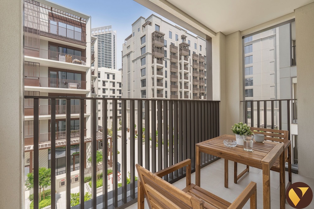 Vogue Rosewater Creek Beach Stylish 2BR