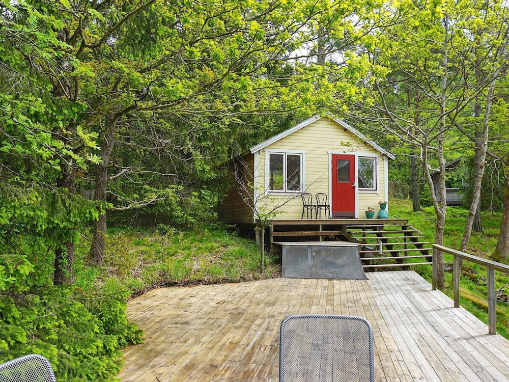 2 Person Holiday Home in Haninge-by Traum