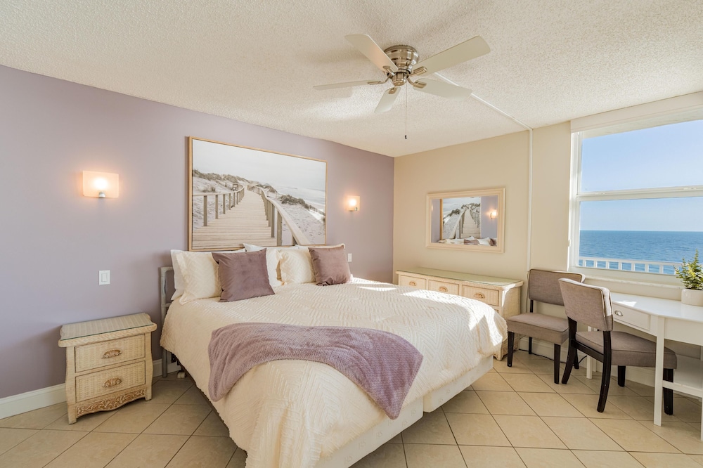 Estero Beach & Tennis 605-c