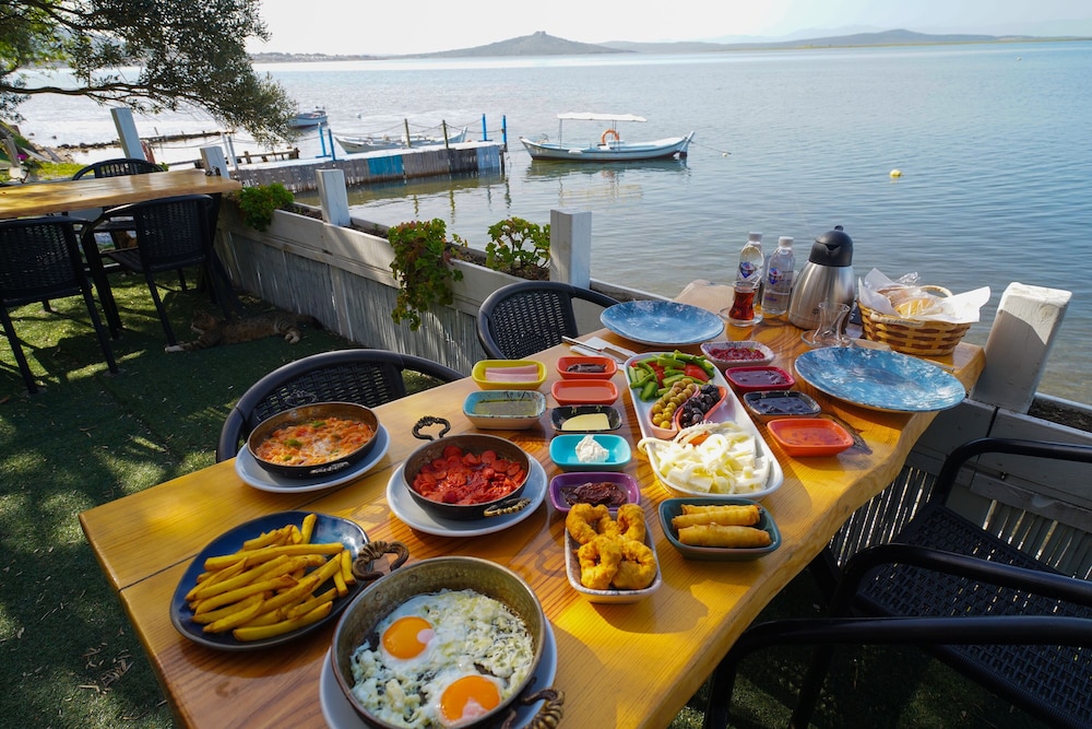 QCUNDA OTEL RESTORAN - Image 31