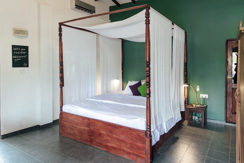 Bedspace Unawatuna