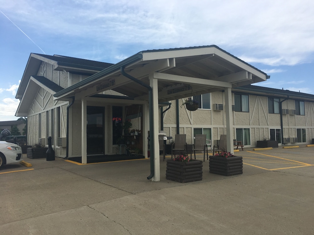 Mobridge Kountry Inn