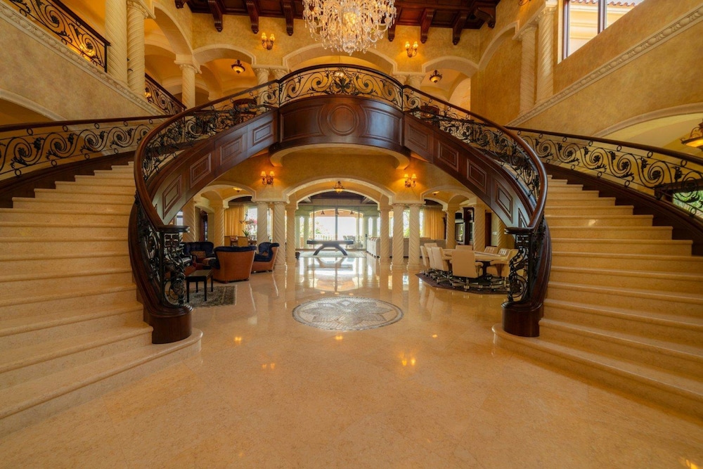 - Casa Garmus - 10 bdr Ocean View