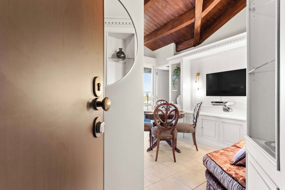 Stylish Penthouse in Sesto San Giovanni