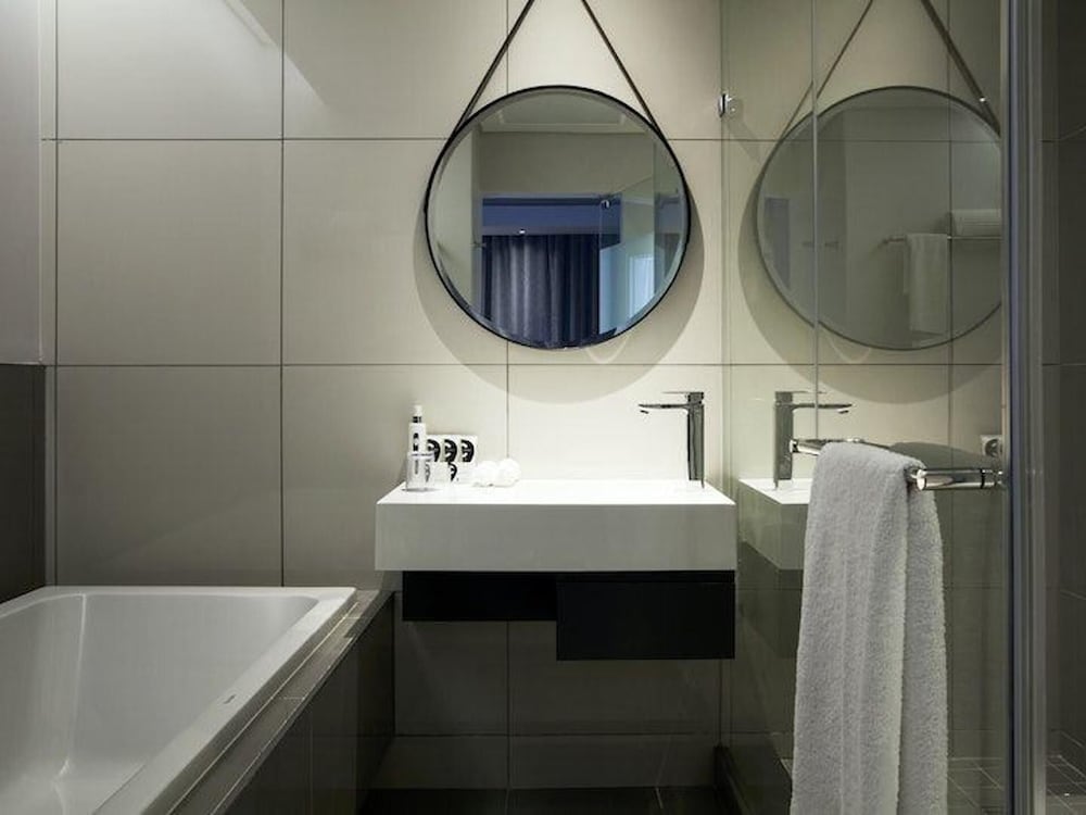Katherine Street Luxury Apartment
