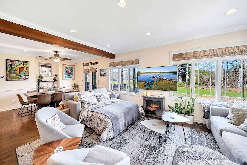 2 Lake Cabins Pool+hottub Game Room 23acs