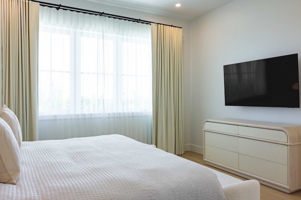 The Fairhaven House at Solaire Lunara Bay
