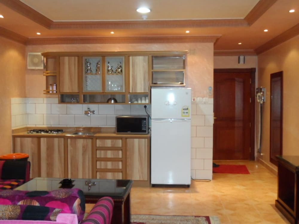 Aknan Al Morooj Furnished Units