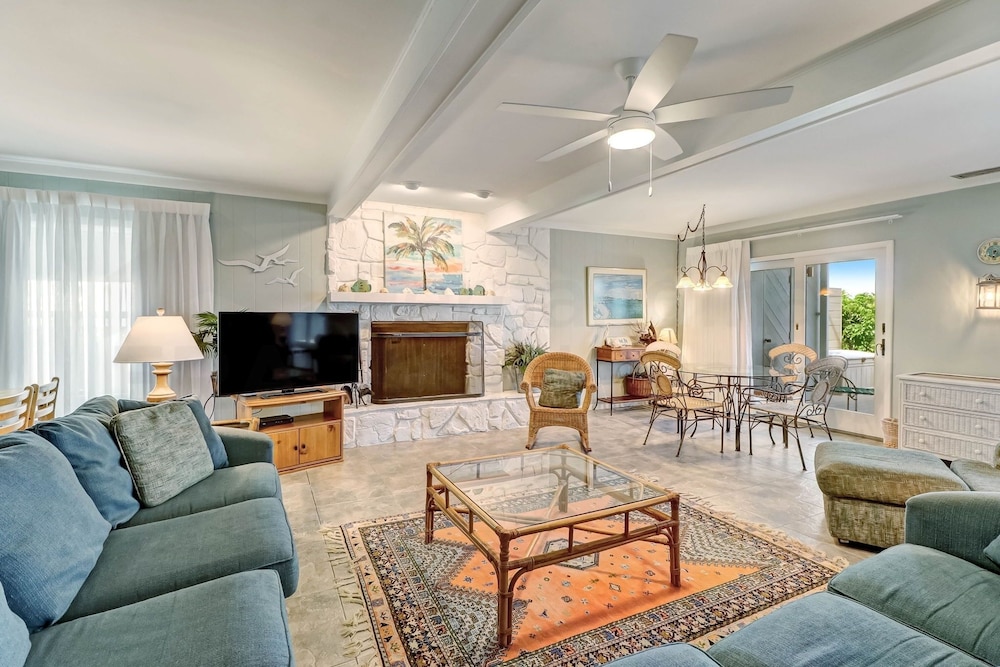 Kingsland Vacations - Dog Friendly Oceanfront Beach House by RedAwning - Property Image 1