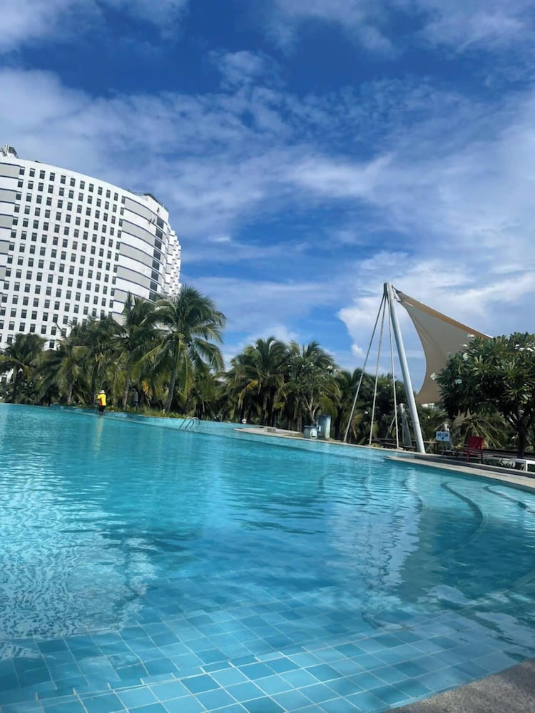AirPort Cam Ranh Resort