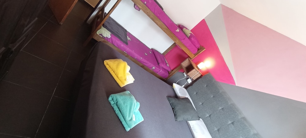 Hostel Guemes