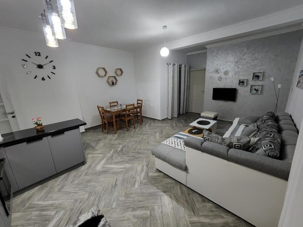 Apartments Cota