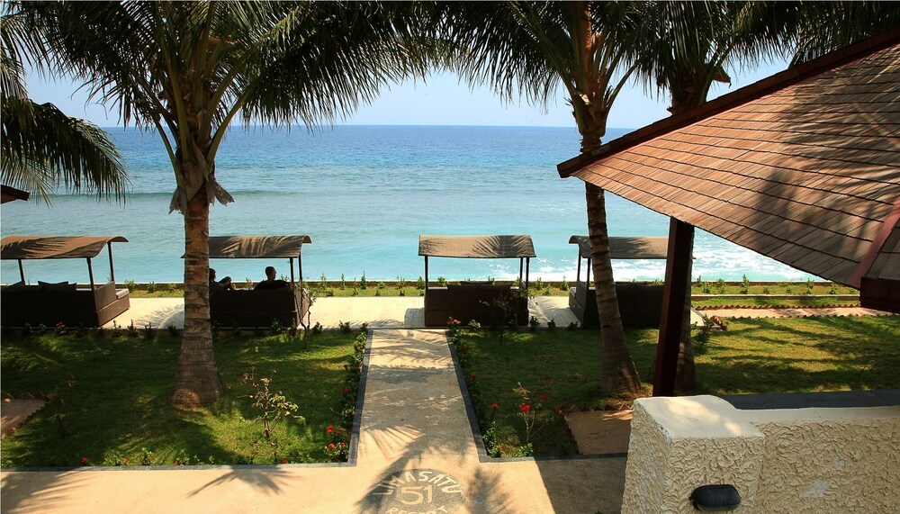 Lima Satu Resort