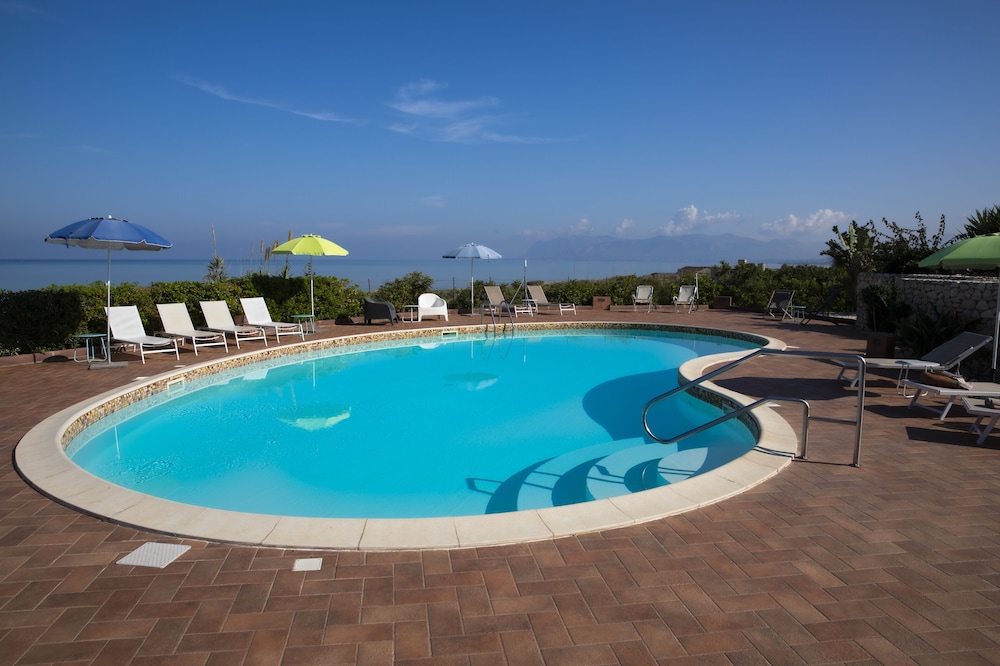 Riva Sea Apartments