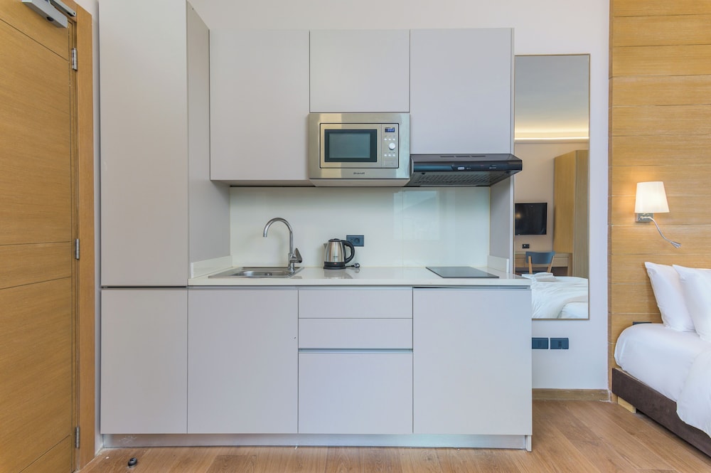 Jounieh Living - Residences by Local Host