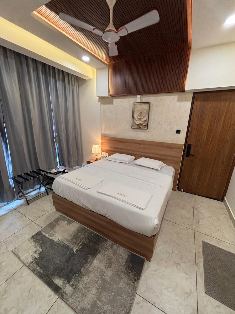 Reva Suites