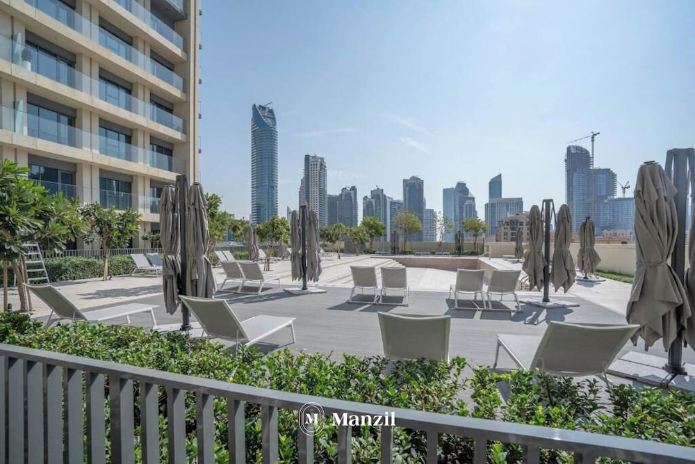 Manzil-2BR with full Burj Khalifa View