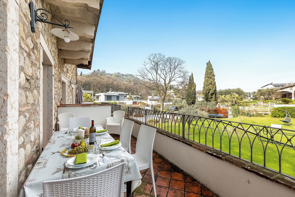 Cascina Crocelle Apartments