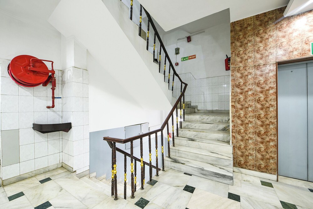 Fabhotel Delhi Darbar