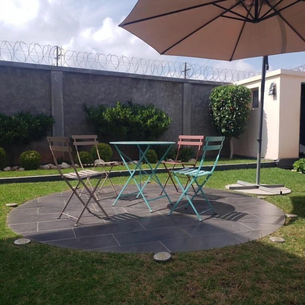 Tia Vahine - Boutique Hôtel Ivato