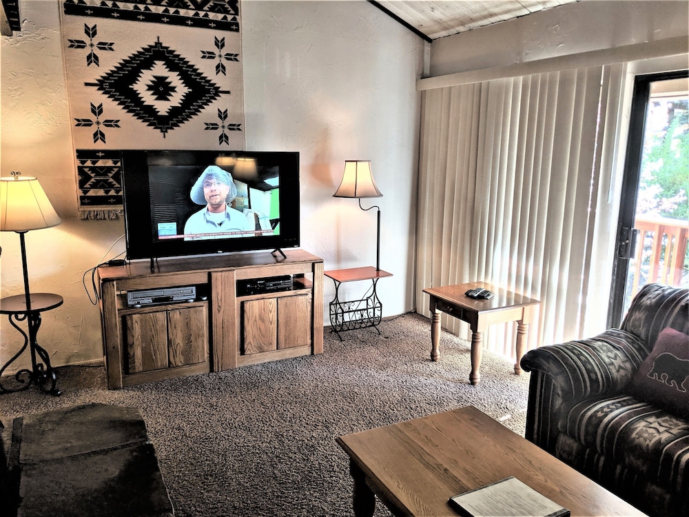 Snow Summit Townhouse Rentals & Sales