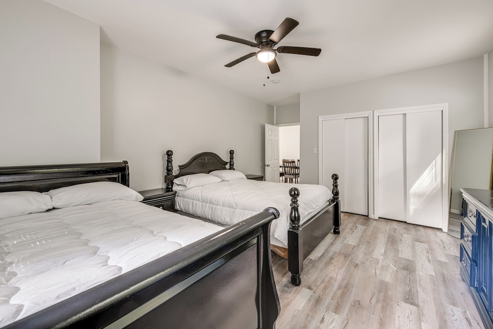 11 Mi to Fort Lee: 30-acre Retreat w/ Scenic Views