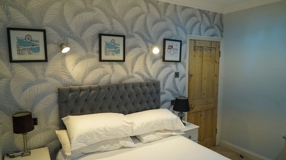4 Bed House London Hammersmith Fulham Short Let view 4