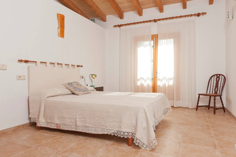 Villa in Sa Pobla With Private Pool & Beaches photo 4