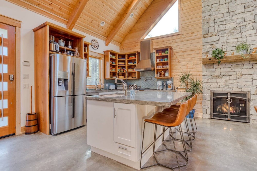 Boutique Cabin Design Luxury Hot Tub Path to Beach